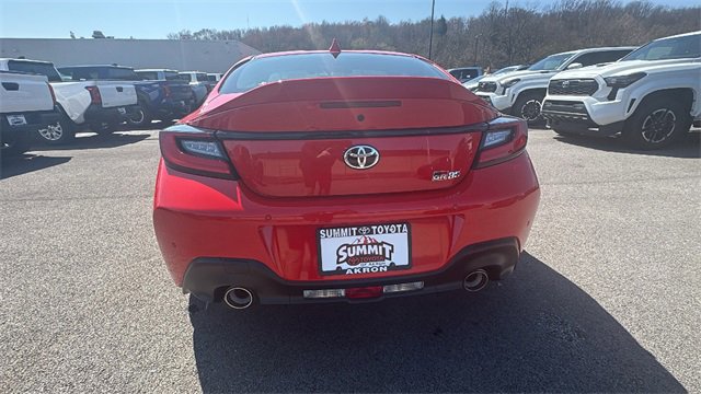 New 2025 Toyota GR86 Premium image 4