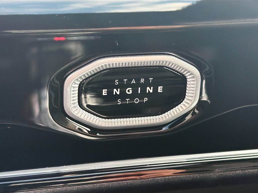 New 2026 Jeep Grand Cherokee L 4WD image 37