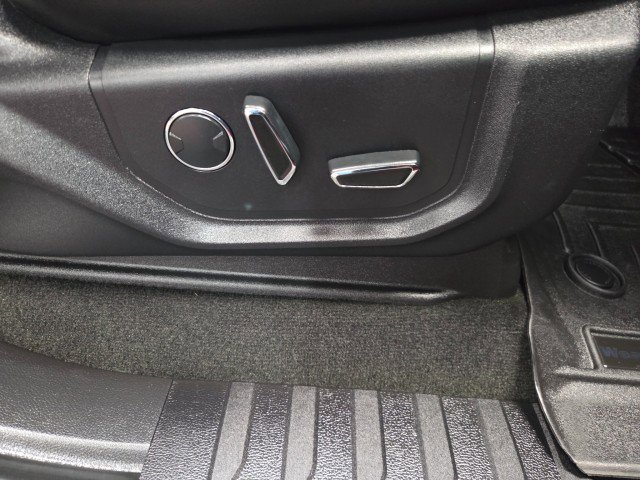 Used 2017 Ford F350 Lariat w/ FX4 Off-Road Package image 74