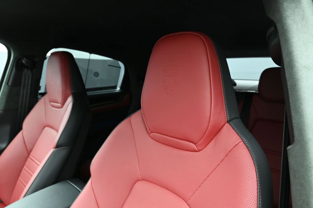 New 2026 Porsche Cayenne Turbo GT AWD/4WD image 16