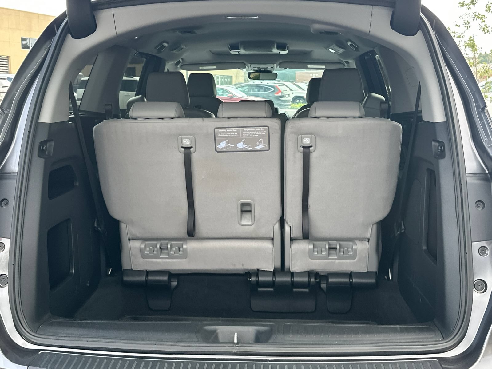 Used 2024 Honda Odyssey Touring image 17