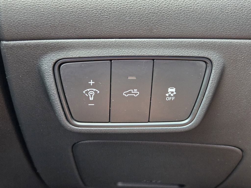 Certified 2023 Hyundai Santa Cruz SEL w/ Activity Package FWD image 27