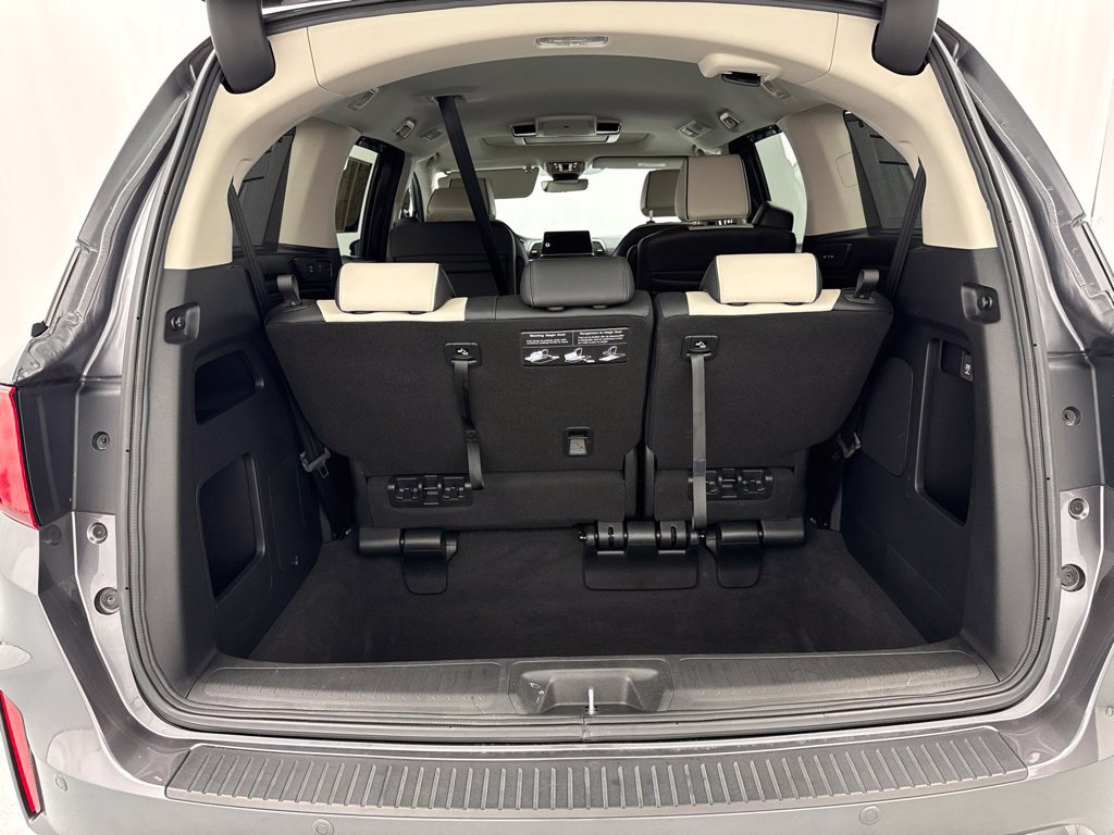 Certified 2025 Honda Odyssey Elite image 8