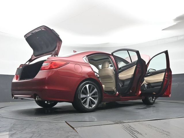Used 2016 Subaru Legacy 3.6R Limited AWD/4WD image 49
