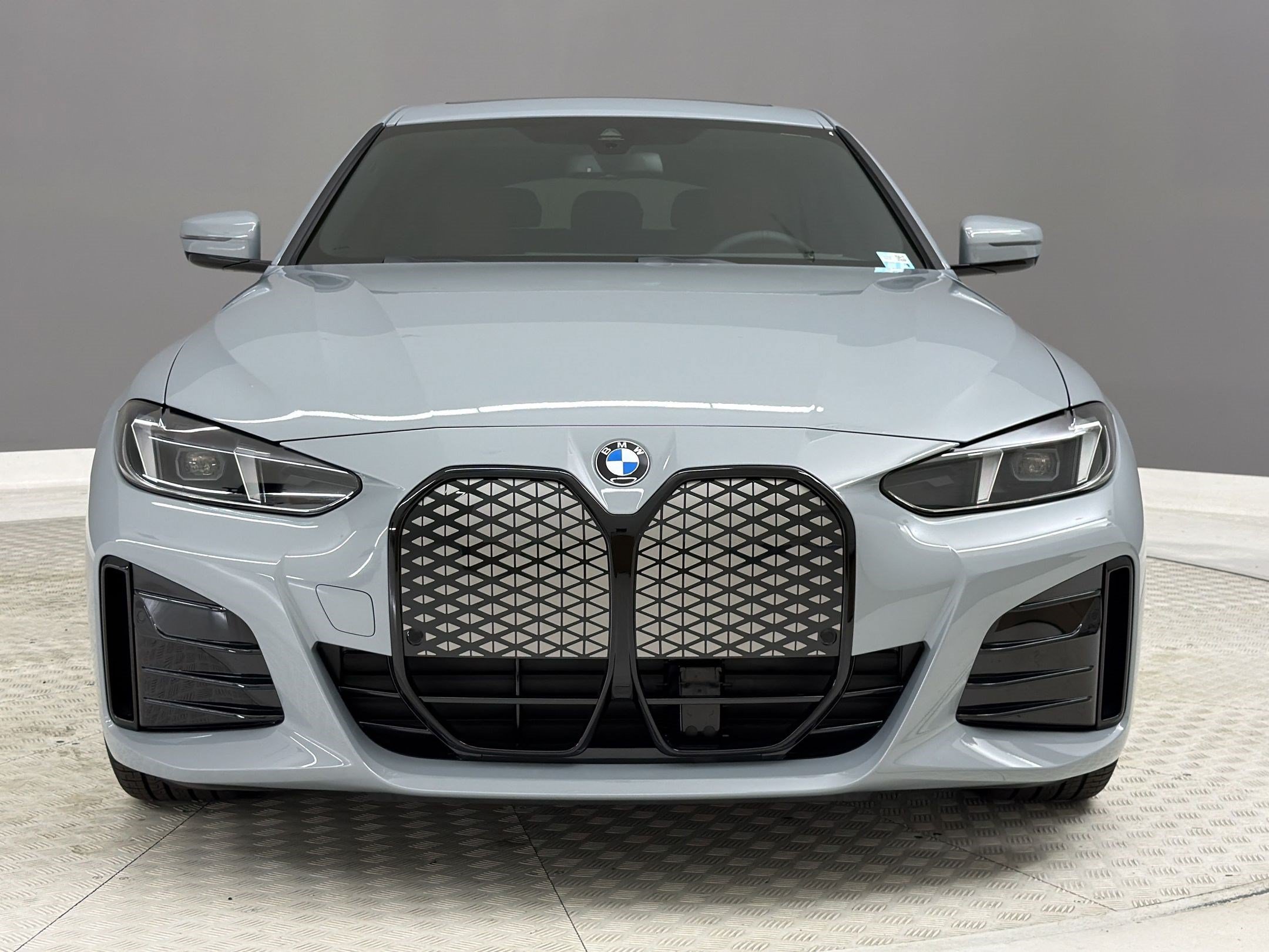 New 2026 BMW i4 eDrive40 w/ M Sport Package RWD image 6