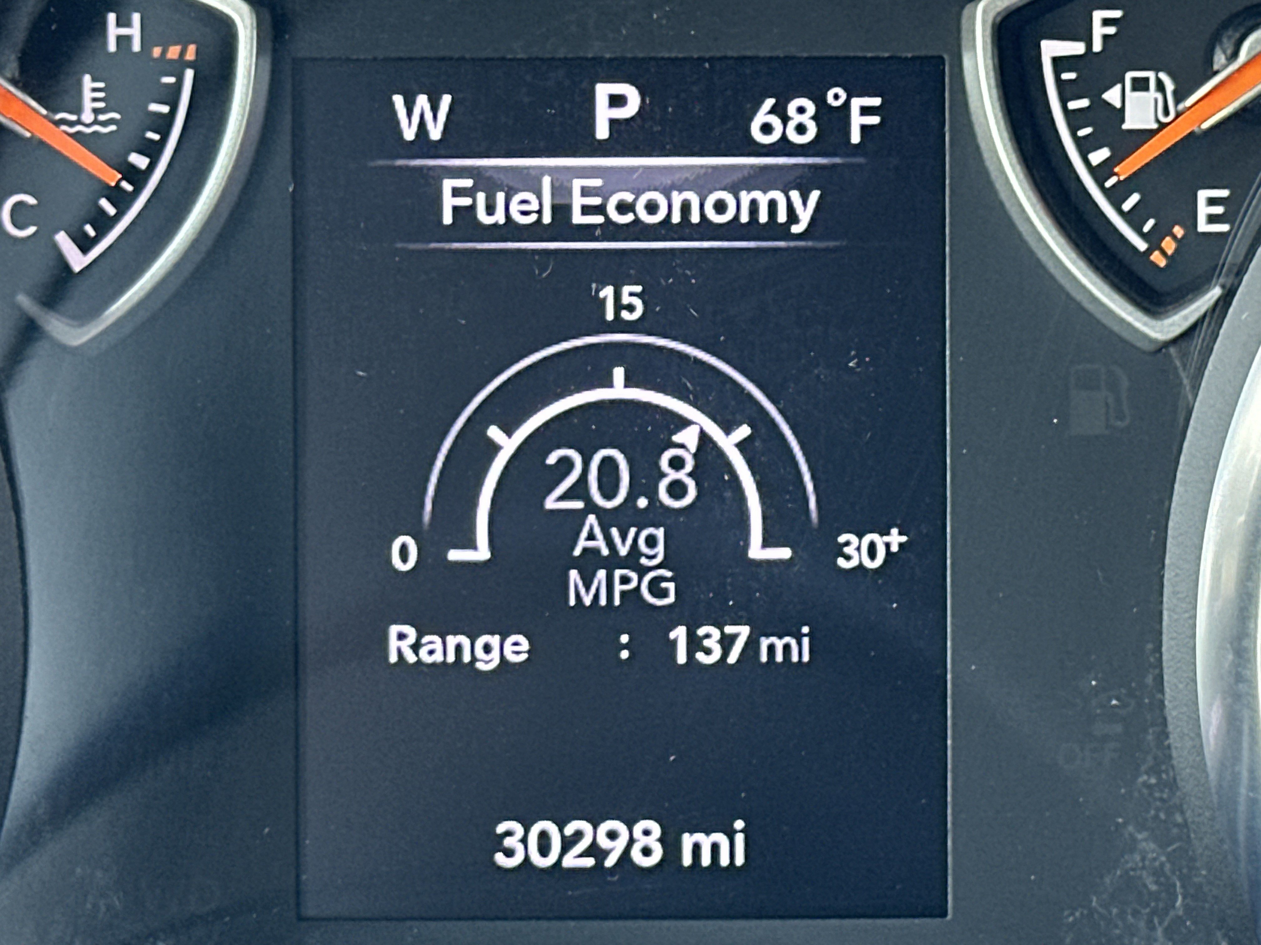 Used 2023 Jeep Wrangler Sport image 28