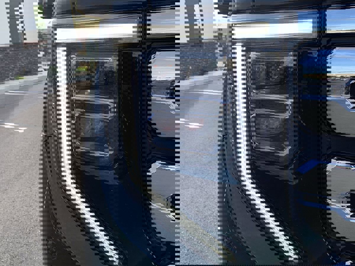 Used 2023 GMC Sierra 1500 Denali w/ Denali Reserve Package image 9