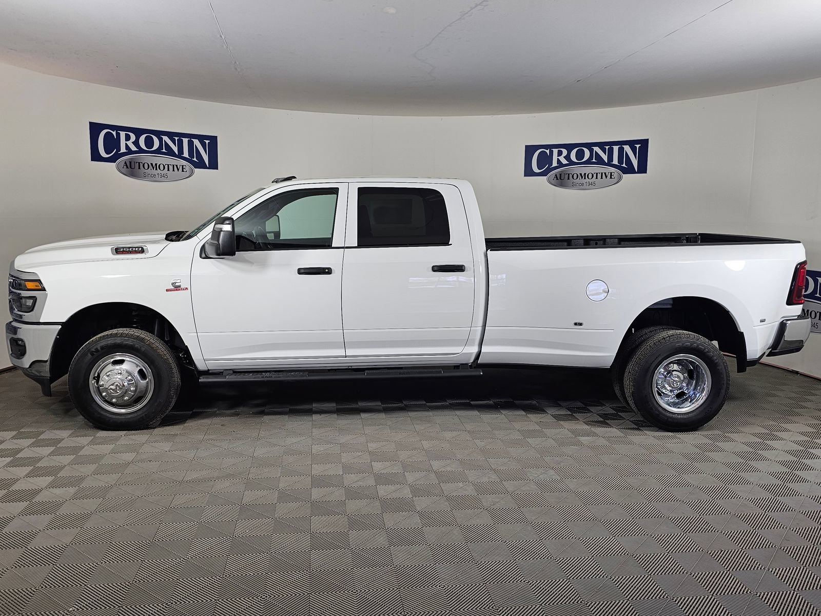 New 2026 RAM 3500 Tradesman AWD/4WD image 2