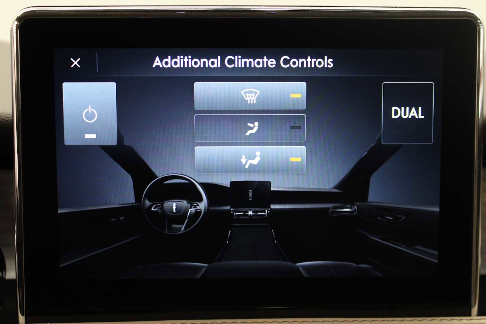 Used 2022 Lincoln Corsair AWD w/ Equipment Group 101A image 33