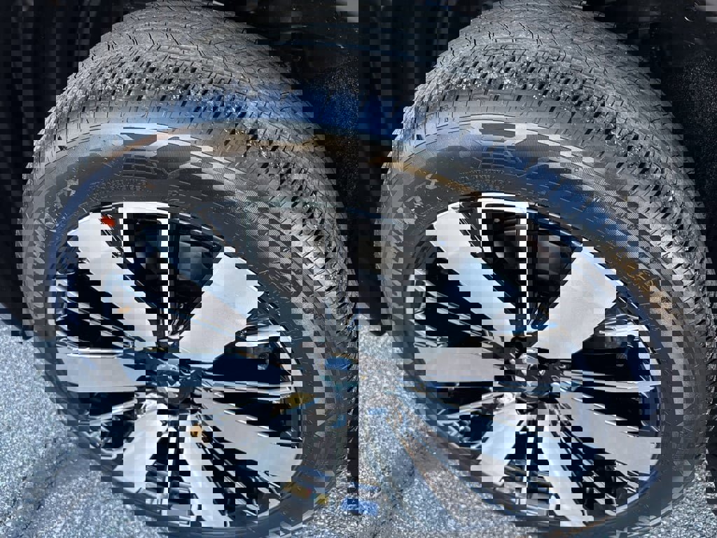 New 2025 Mitsubishi Outlander SE image 10