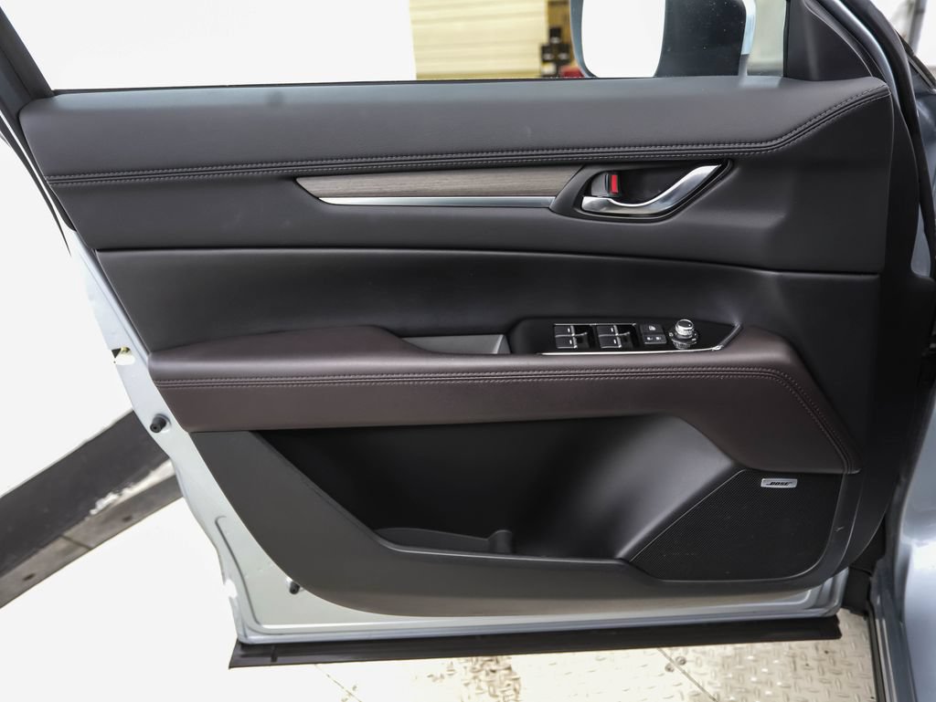Used 2020 MAZDA CX-5 Signature AWD/4WD image 9