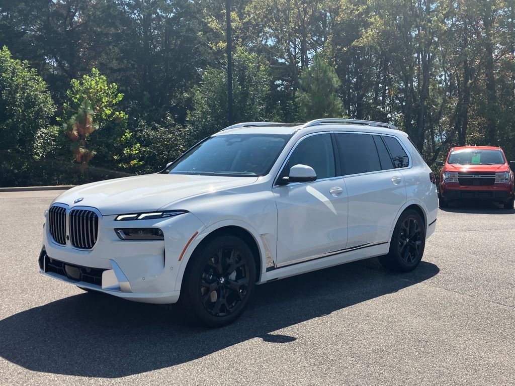 Used 2026 BMW X7 xDrive40i image 5