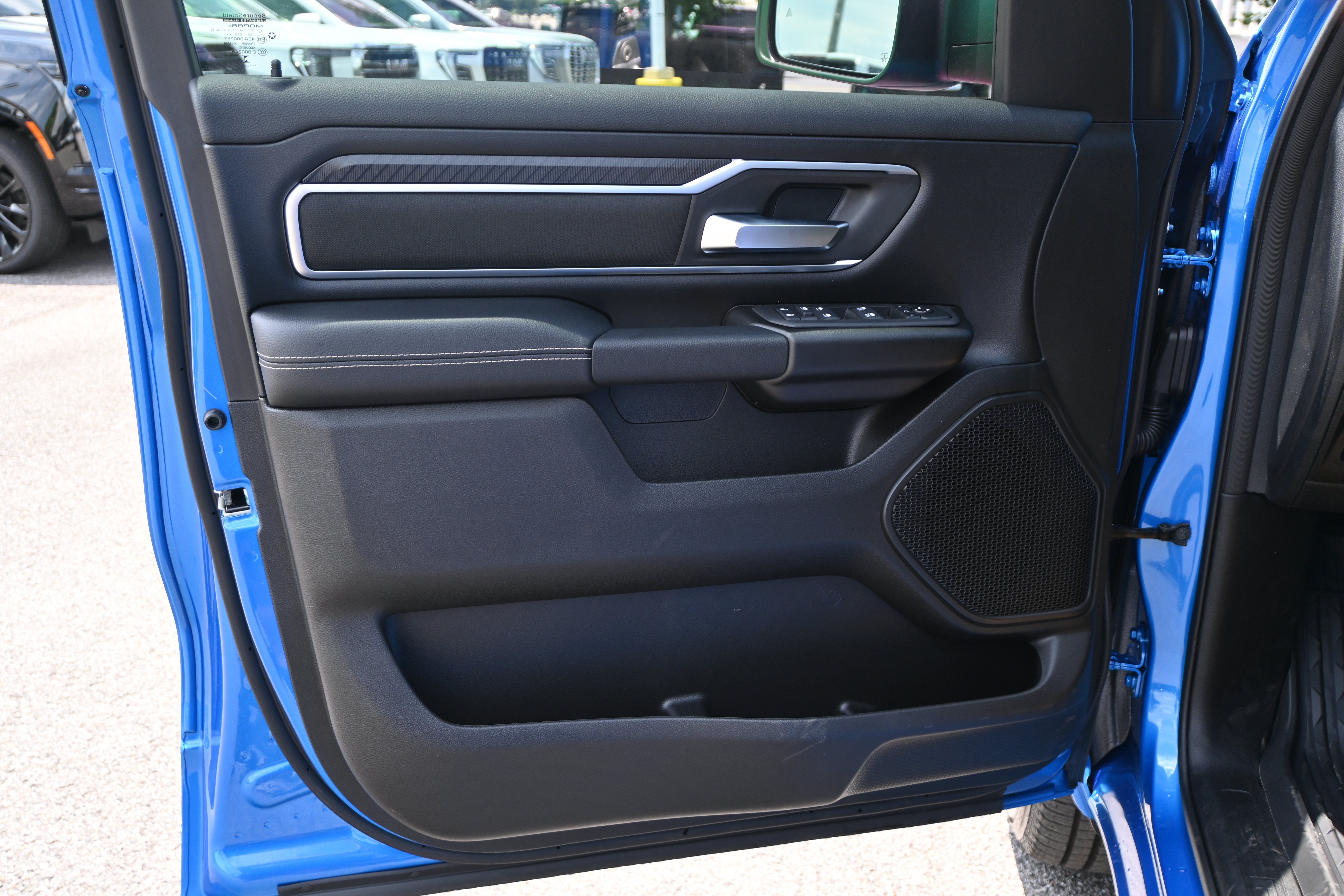 New 2026 RAM 1500 Big Horn AWD/4WD image 14