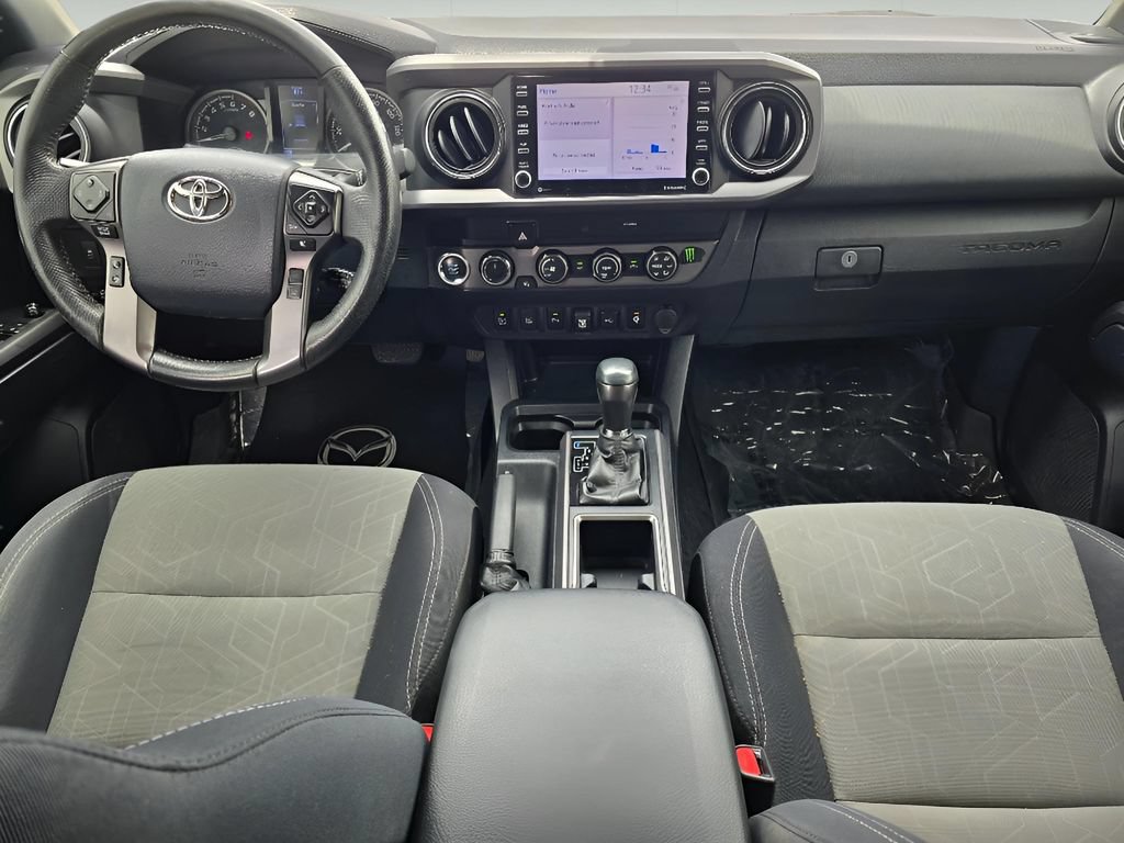 Used 2020 Toyota Tacoma TRD Sport w/ Technology Package AWD/4WD image 10