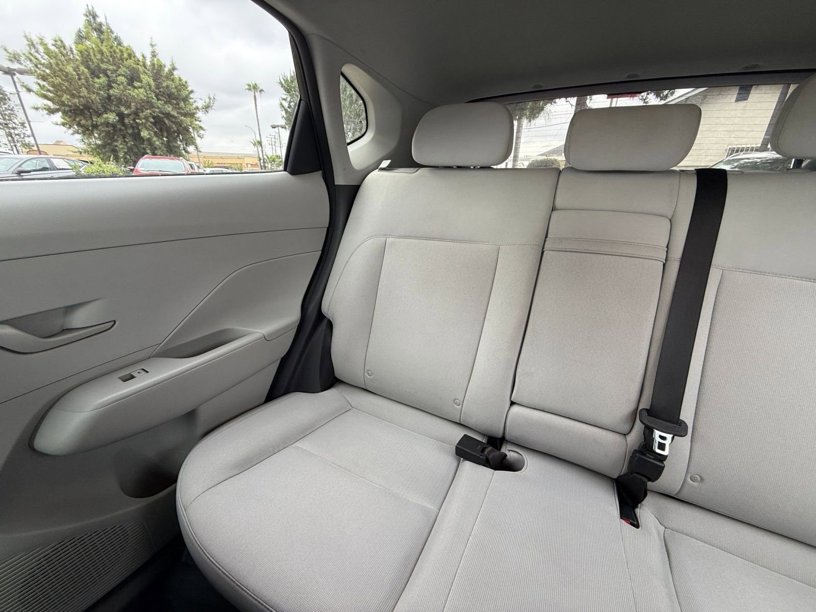 Used 2025 Hyundai Kona SEL image 38