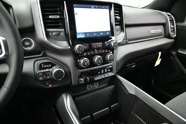 New 2026 RAM 1500 Big Horn w/ Night Edition AWD/4WD image 32