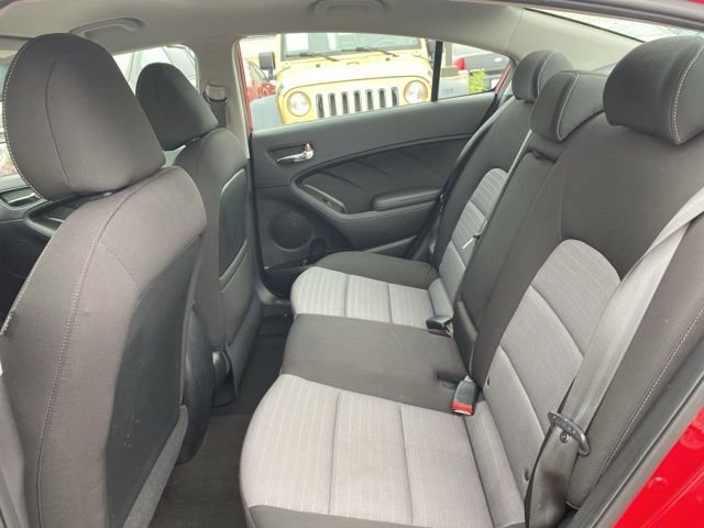 Used 2015 Kia Forte EX FWD image 18
