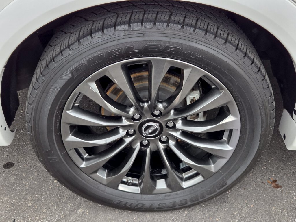 Used 2022 Nissan Armada Platinum w/ Captain's Chairs Package RWD image 10