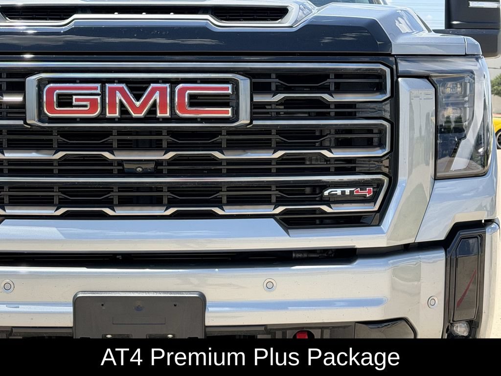 Used 2025 GMC Sierra 2500 AT4 w/ AT4 Premium Plus Package AWD/4WD image 4