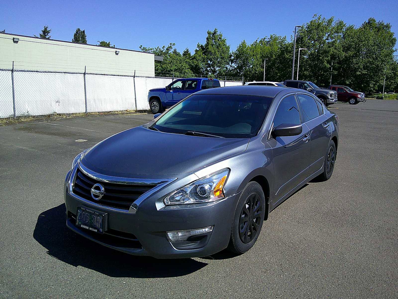 Used 2014 Nissan Altima 2.5 S w/ Display Audio Package FWD video 1
