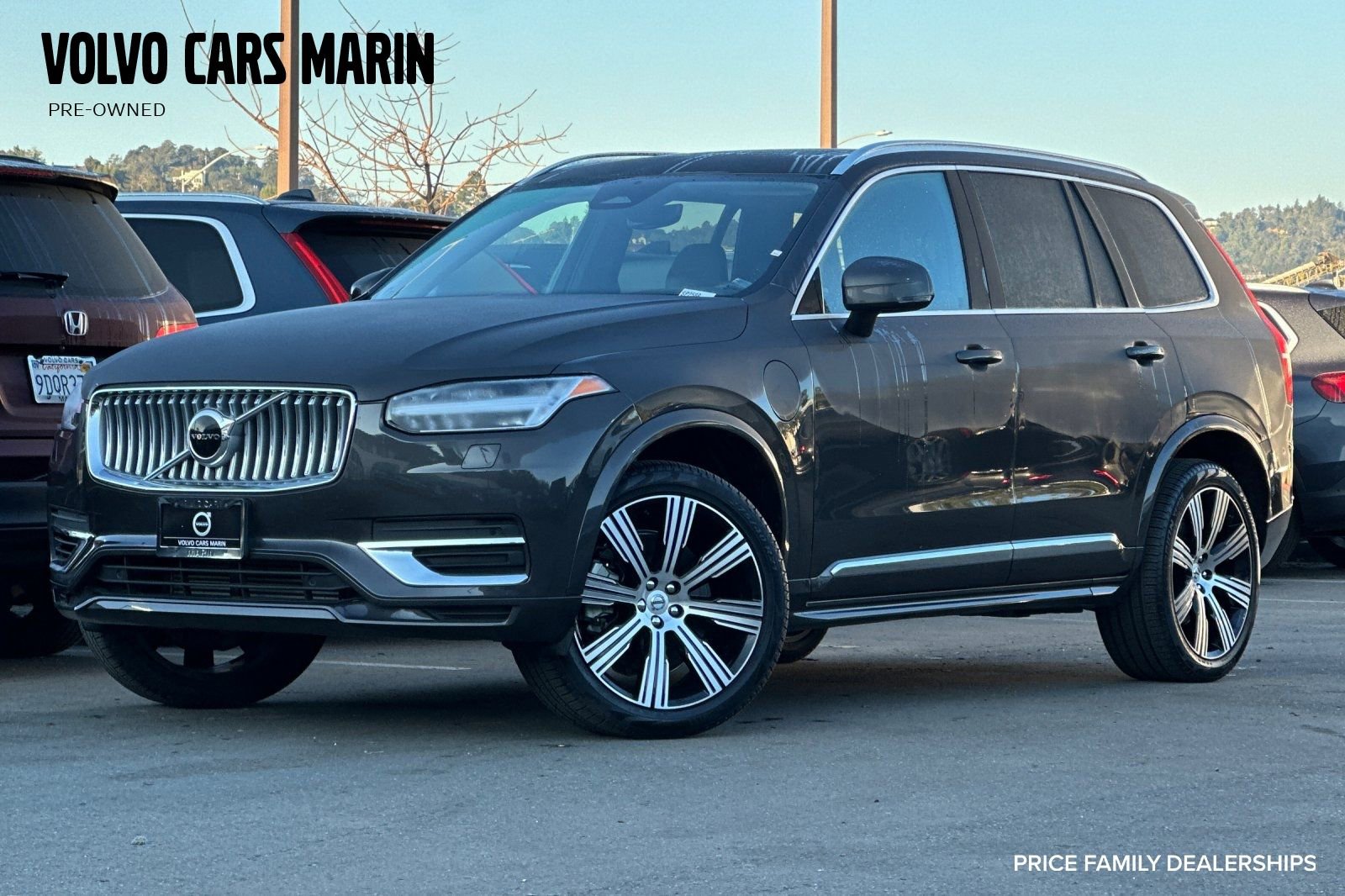 Used 2025 Volvo XC90 T8 Core w/ Protection Package Premier image 1