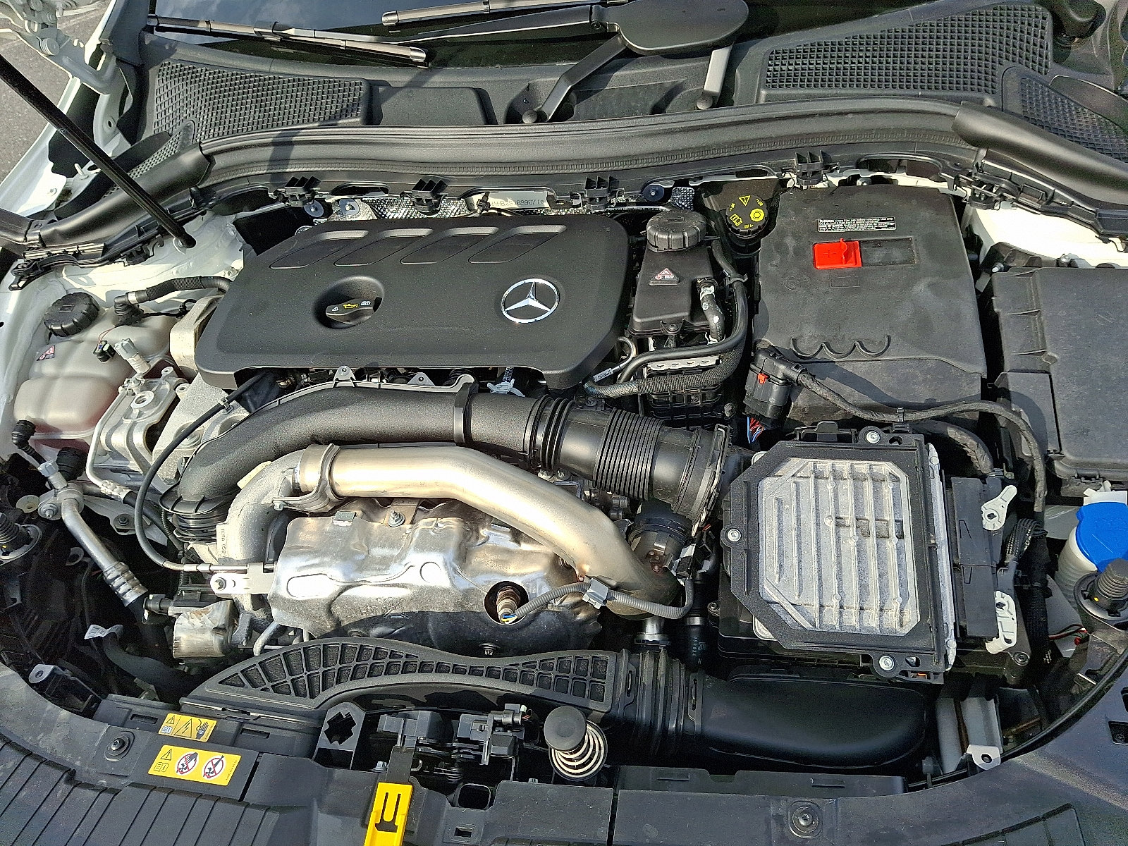 Certified 2025 Mercedes-Benz GLA 250 4MATIC image 26