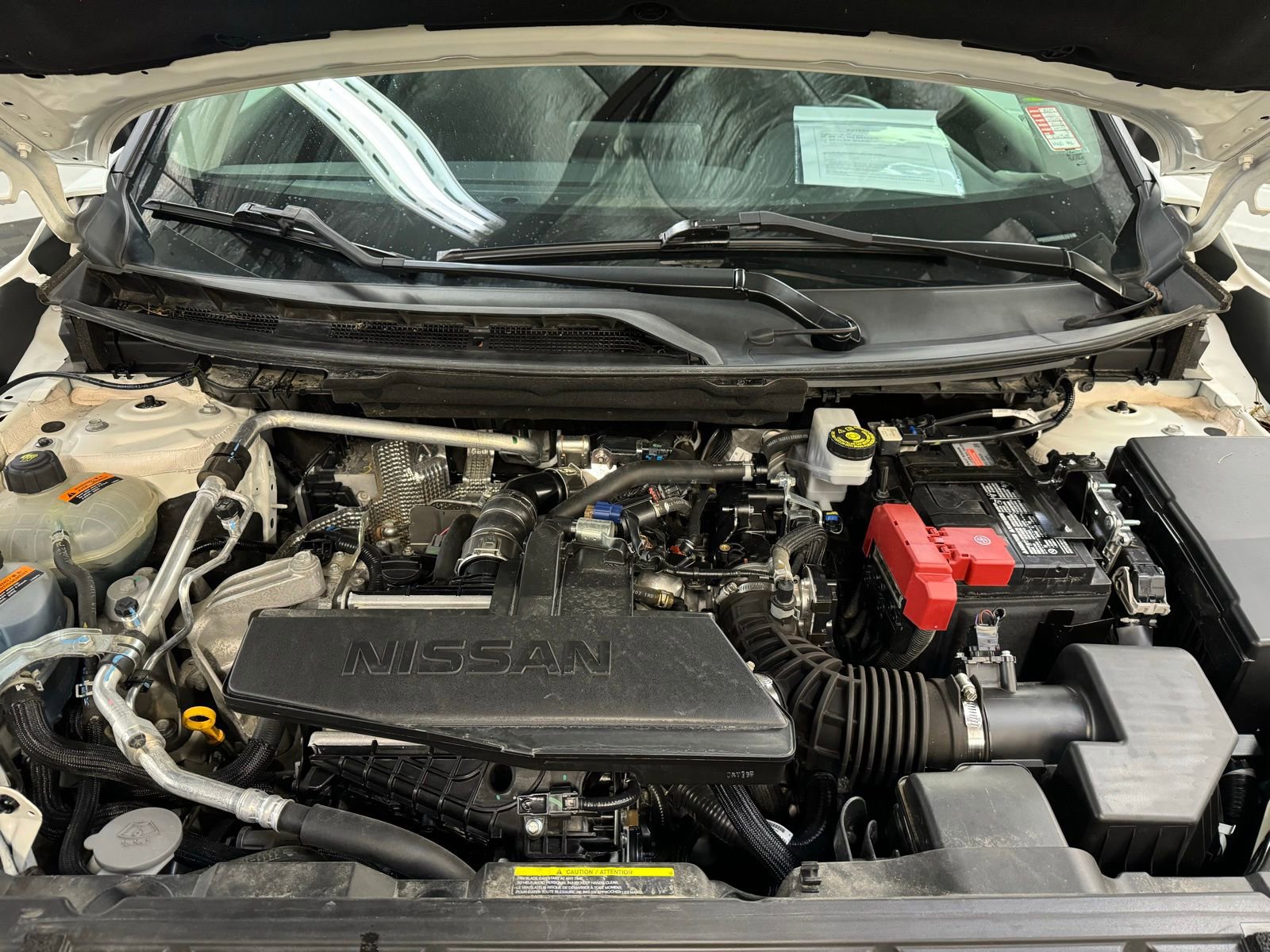 Used 2024 Nissan Rogue S image 9