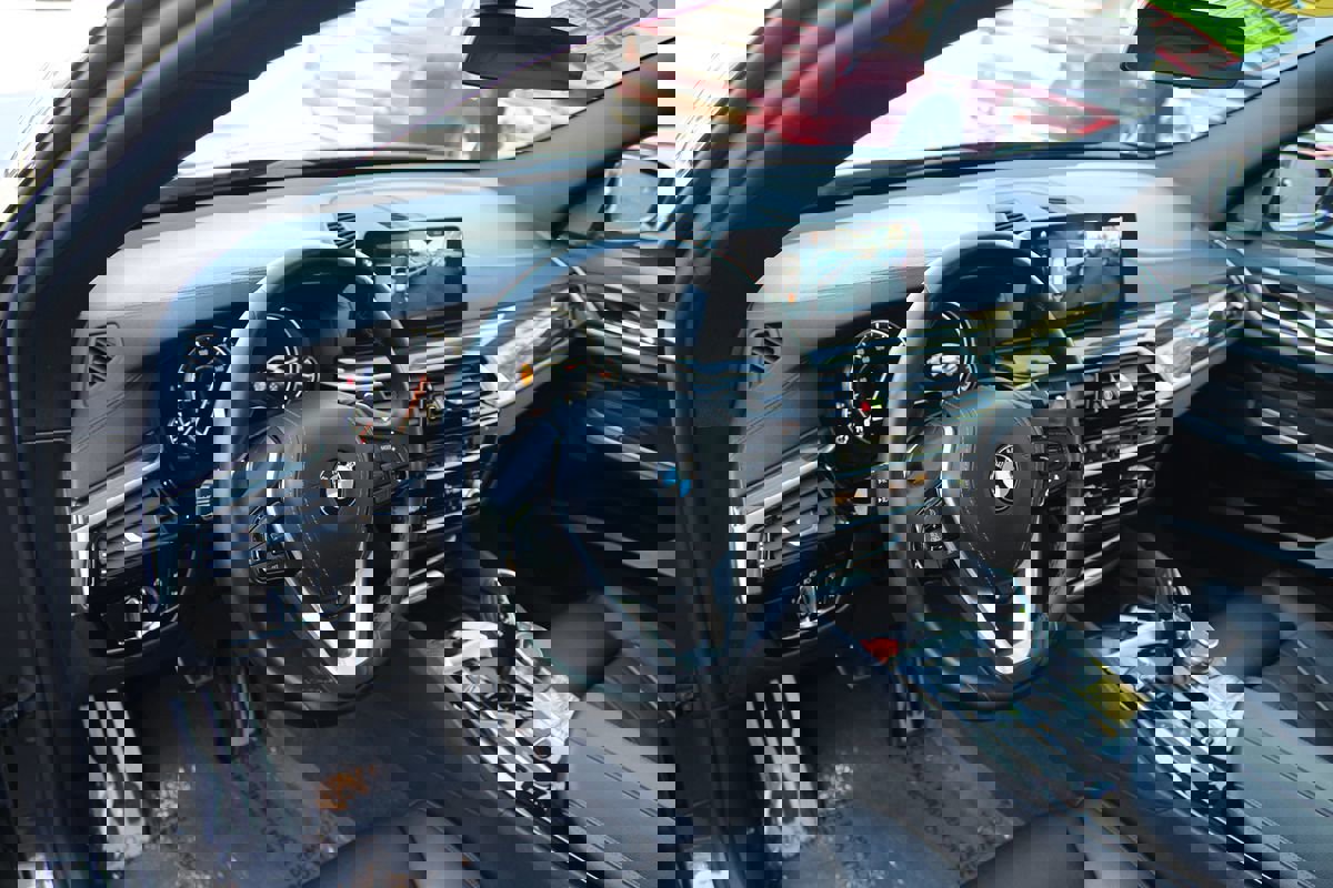 Used 2018 BMW 640i Gran Turismo xDrive image 22