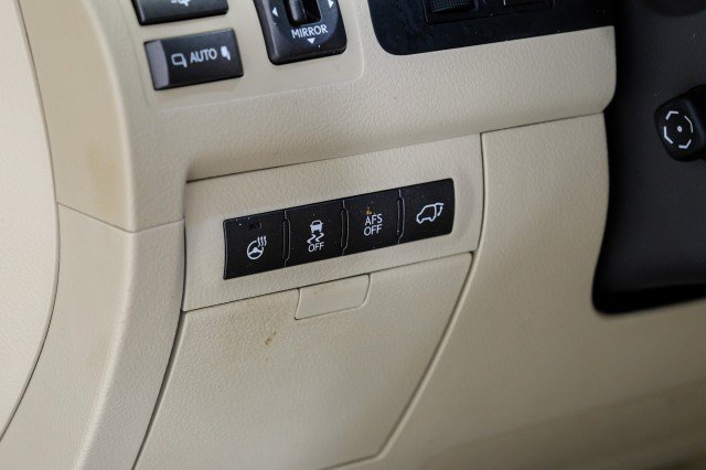 Used 2014 Lexus LX 570 4WD image 36