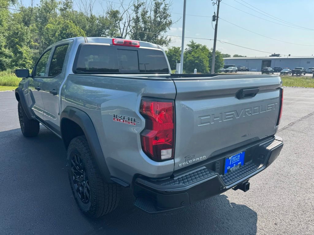 Used 2025 Chevrolet Colorado Trail Boss AWD/4WD image 13