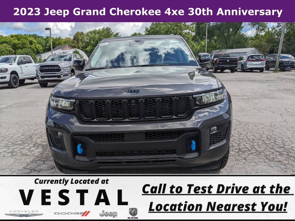 New 2023 Jeep Grand Cherokee 30th Anniversary AWD/4WD image 5