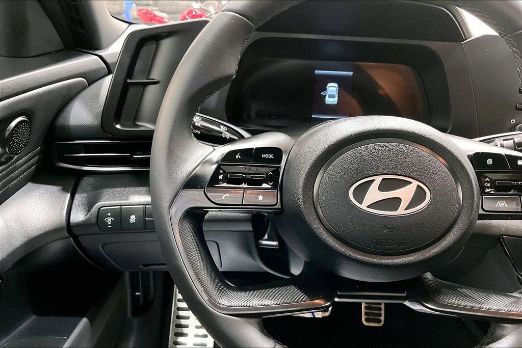 Used 2026 Hyundai Elantra Sport FWD image 16