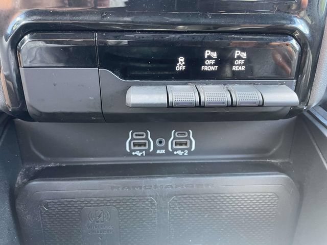 Used 2025 RAM 1500 Laramie AWD/4WD image 29