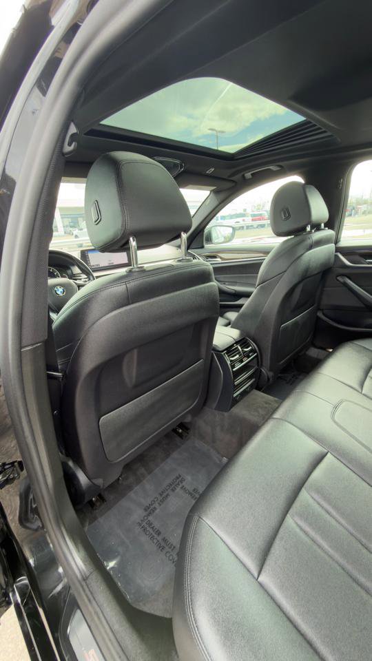 Used 2019 BMW 530i xDrive w/ Convenience Package image 39