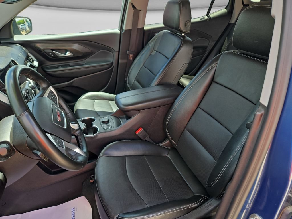 Used 2024 GMC Terrain SLT AWD/4WD image 18