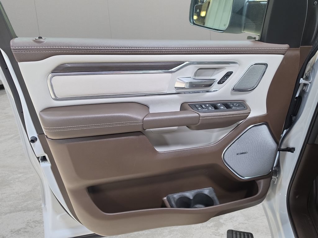 New 2027 RAM 1500 Laramie w/ Advanced Safety Group II AWD/4WD image 13