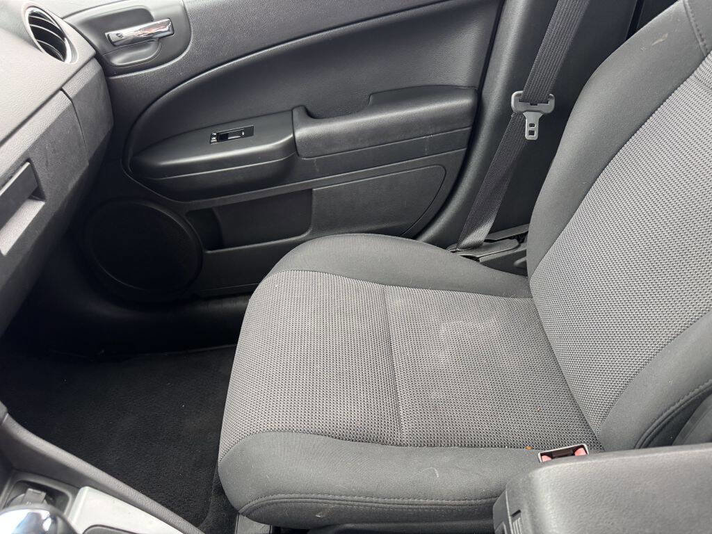 Used 2011 Dodge Caliber Mainstreet image 12