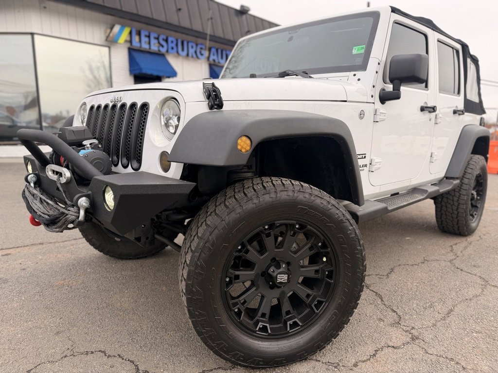 Used 2011 Jeep Wrangler Unlimited Sport image 2