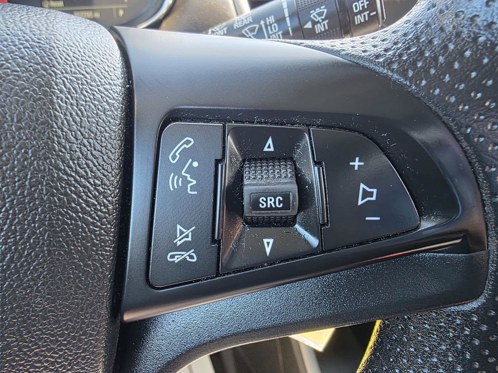 Used 2020 Chevrolet Trax LT FWD image 18