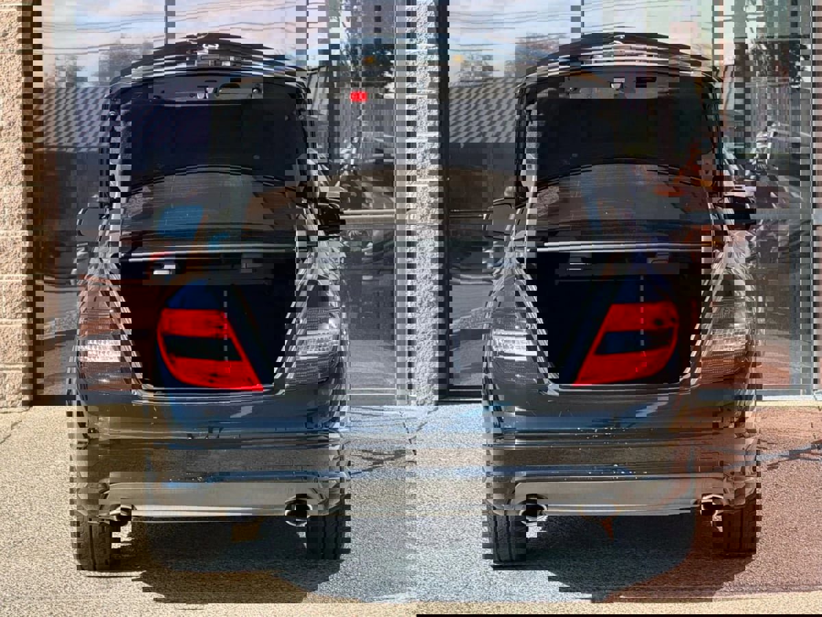 Used 2009 Mercedes-Benz C 350 Sport image 12