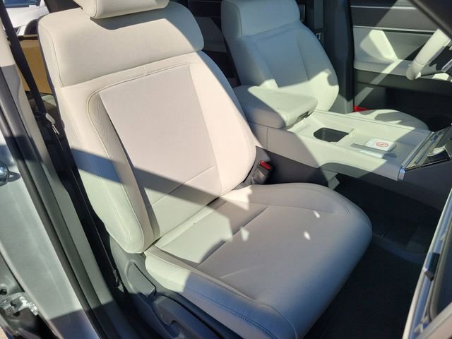 New 2026 Hyundai Santa Fe SE image 17