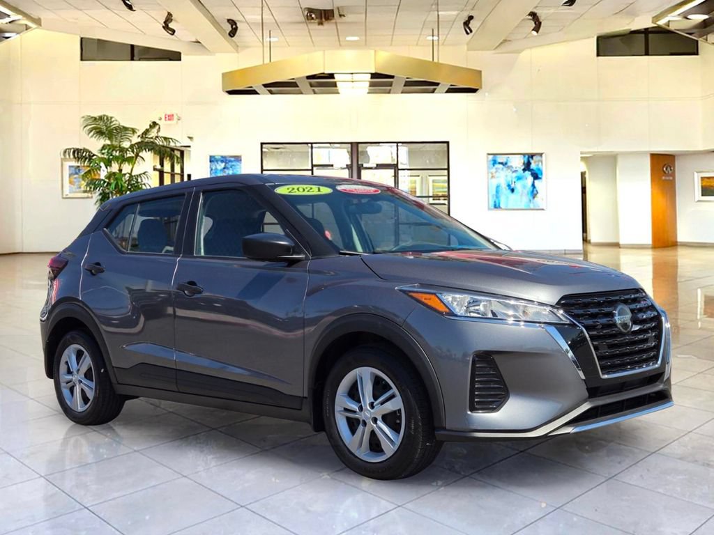 Certified 2021 Nissan Kicks S FWD image 3
