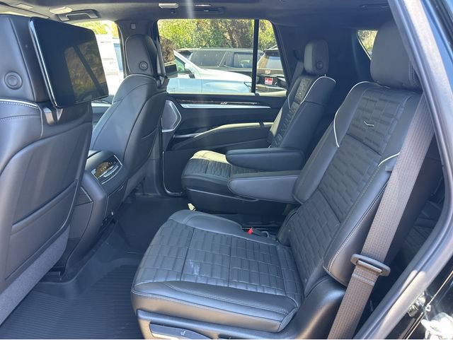 New 2026 Cadillac Escalade Platinum Sport w/ LPO, ONYX Package AWD/4WD image 14