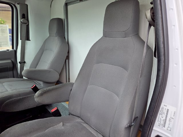 Used 2018 Ford E-350 and Econoline 350 Super Duty w/ Power Windows & Locks Group RWD image 32