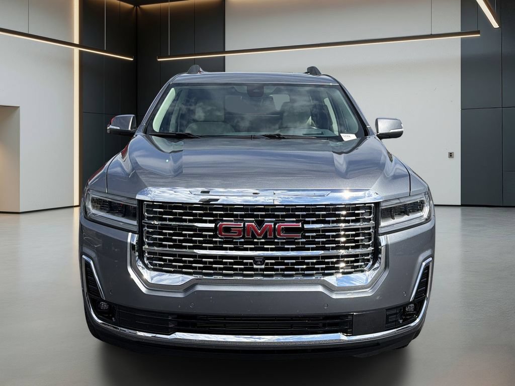 Used 2021 GMC Acadia Denali w/ Denali Technology Package FWD image 9