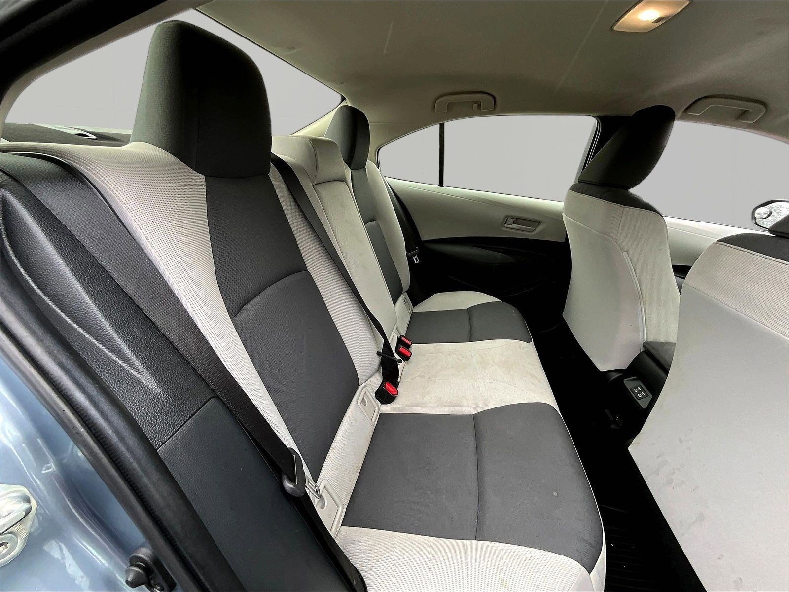 Used 2024 Toyota Corolla LE FWD image 25