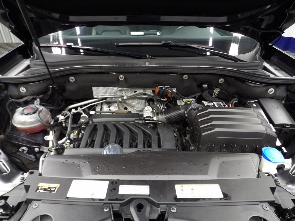 Used 2023 Volkswagen Atlas SEL R-Line AWD/4WD image 30