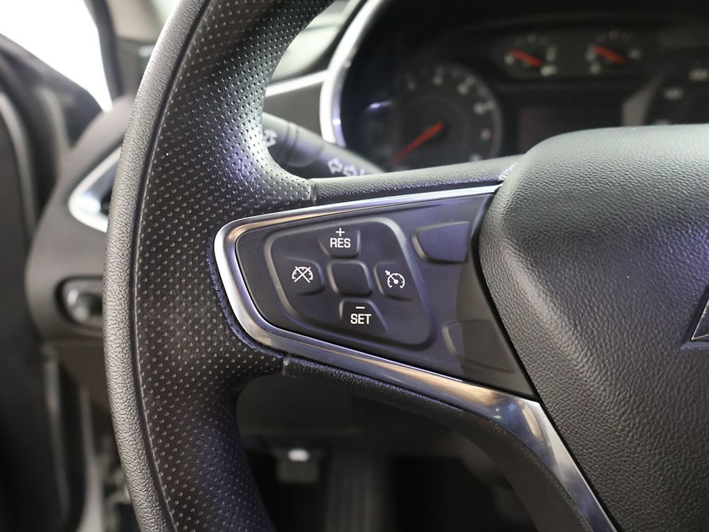 Used 2021 Chevrolet Malibu LT FWD image 38