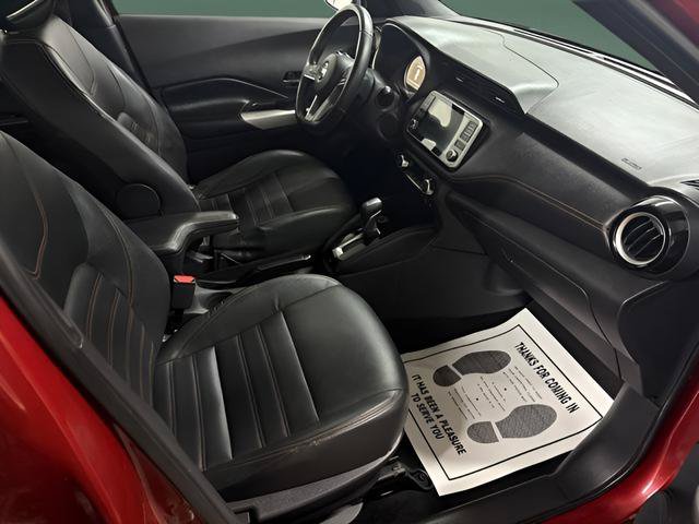 Used 2020 Nissan Kicks SR w/ SR Premium Package FWD image 15