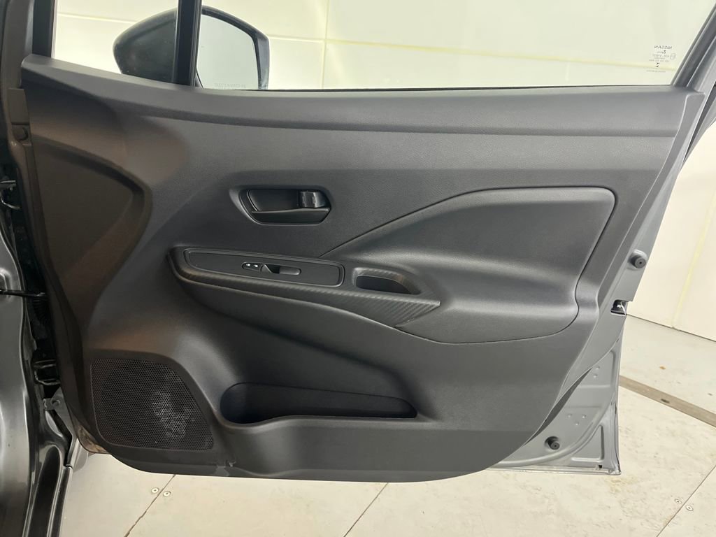 Used 2025 Nissan Versa S w/ S Plus Package image 28